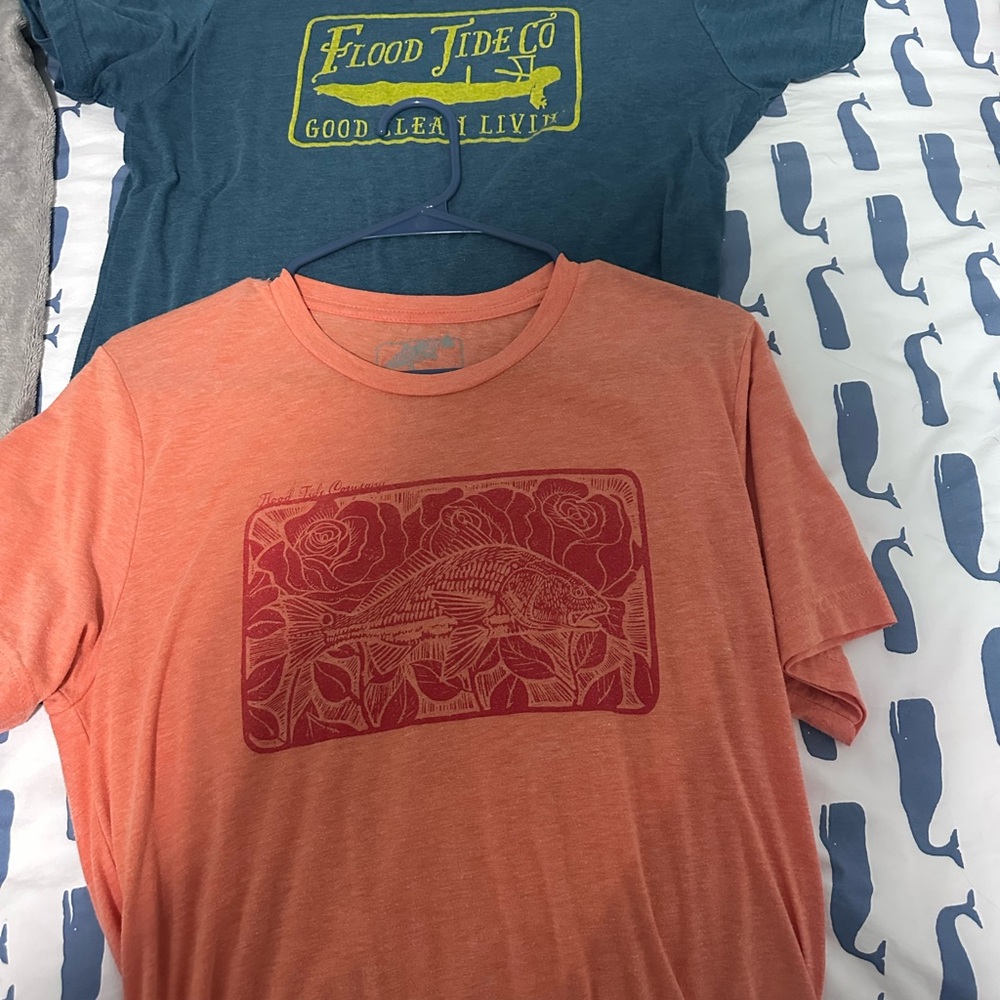 Men's super soft flood tide Short-Sleeve Tees with Fish Motif
